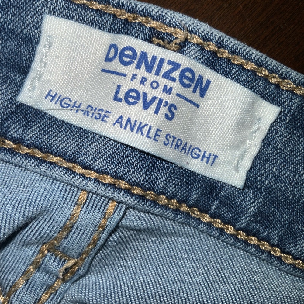 Denizen from Levi’s Distressed High Rise Ankle Straight Blue Denim Jeans - Picture 3 of 4